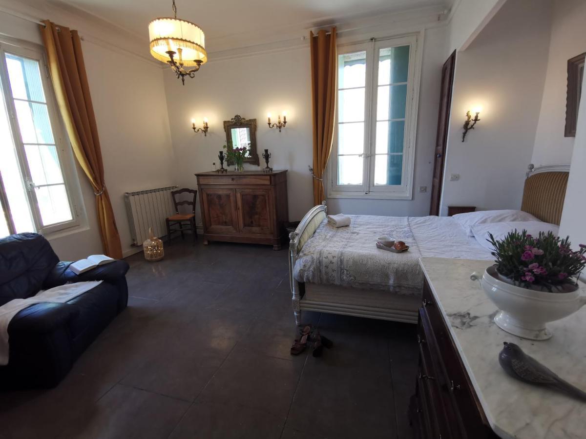 La Taniere 16 Couchages Villa Vergeze Exterior photo